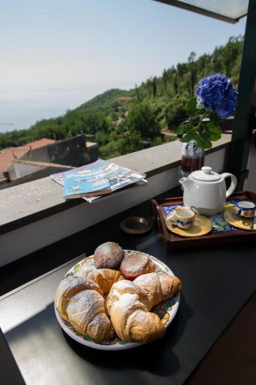 Casa Rosaria Amalfi Coast Bed & Breakfast Vietri Ngoại thất bức ảnh